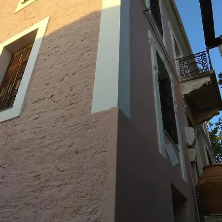 Tzortzi Mansion