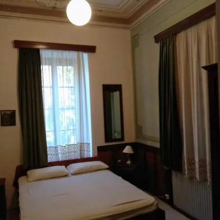 Tzortzi Mansion بيت ضيافة