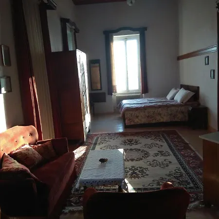 بيت ضيافة Tzortzi Mansion *
